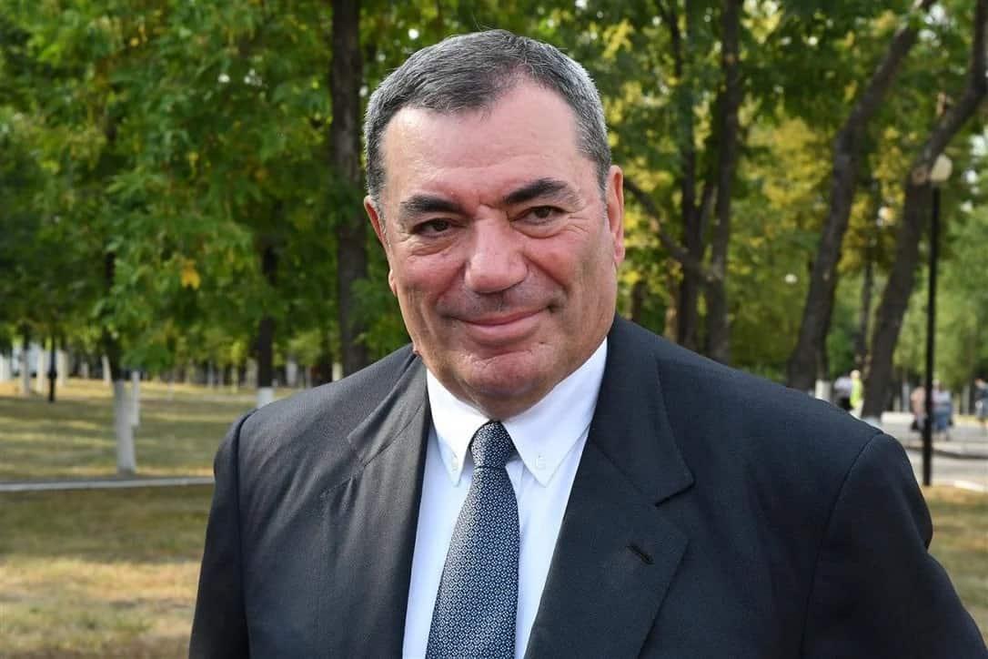 Леонид Симановский: бизнес и политика России