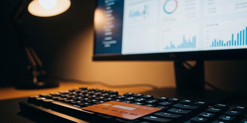 Дебетовая карта Прибыль от УралСиб - условия, кэшбэк, плюсы и минусы, заявка