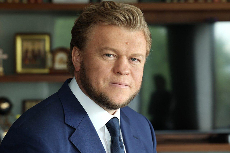 Денис Морозов благотворитель, спортсмен, счастливый семьянин и отец двоих детей