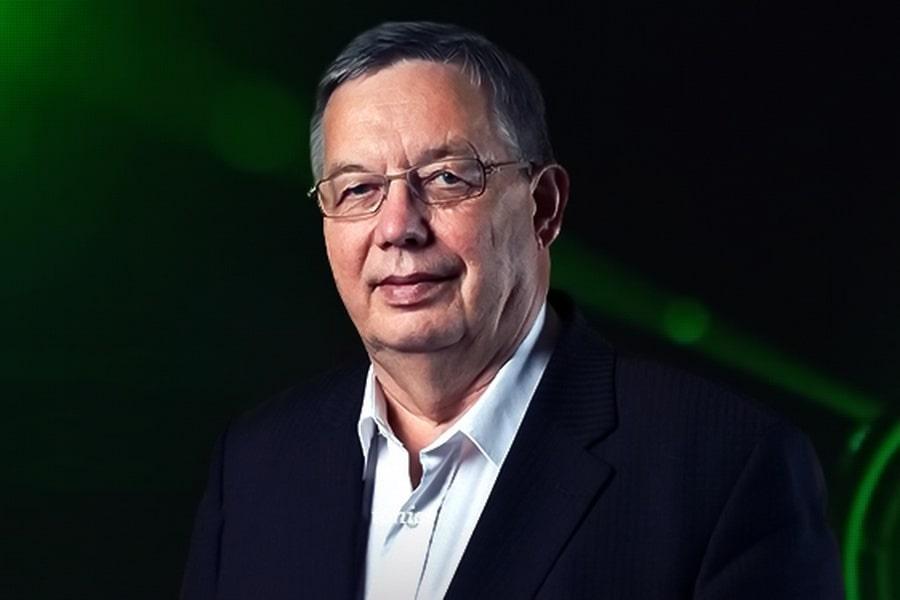 Валентин Гапонцев – из физика в миллиардеры